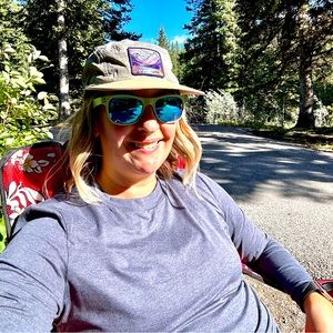 Meet your Posher, Lisa